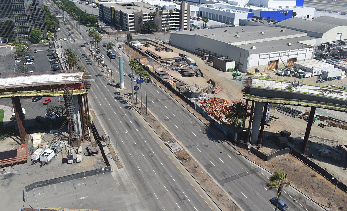 Automated People Mover train guideway